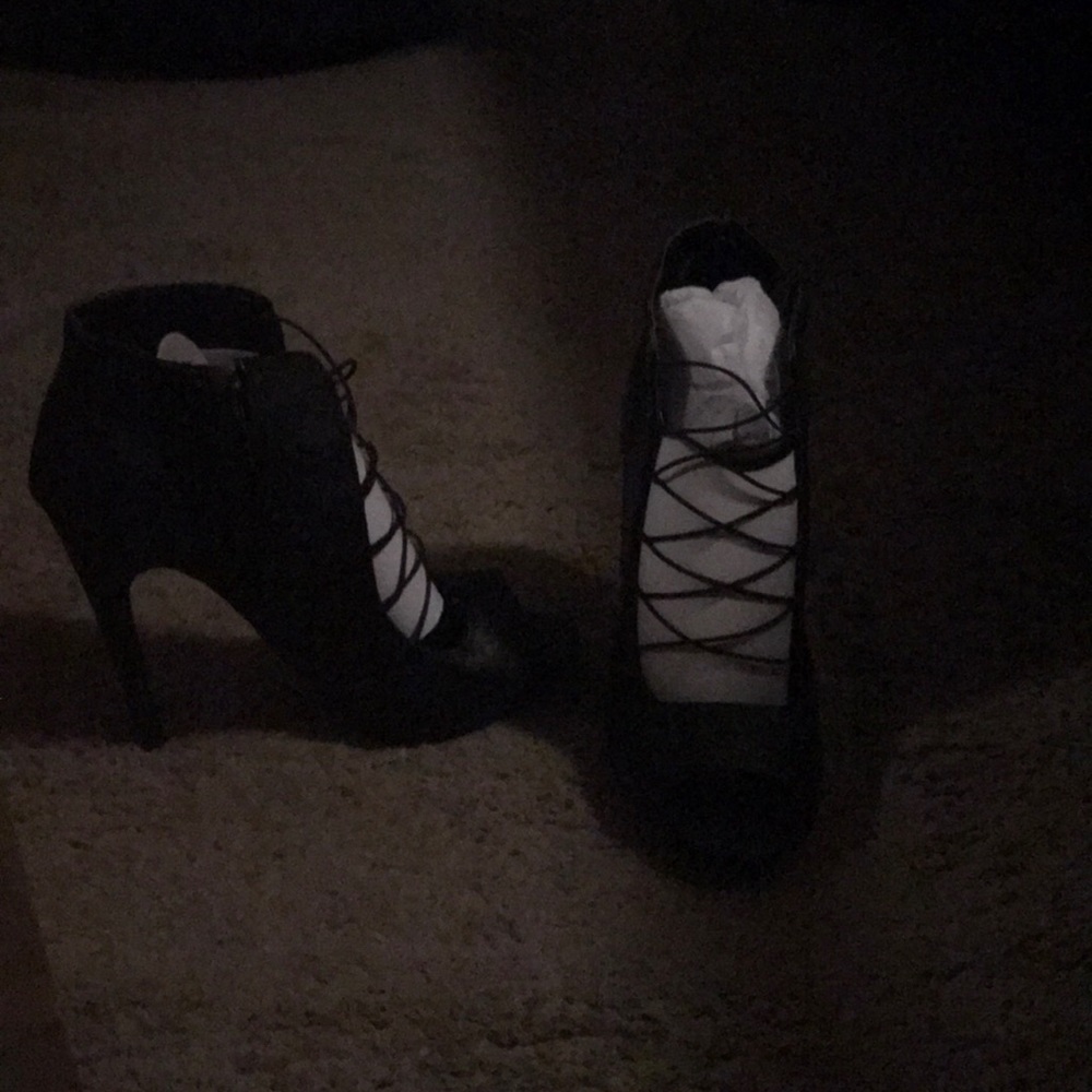 Black leather heels new never worn